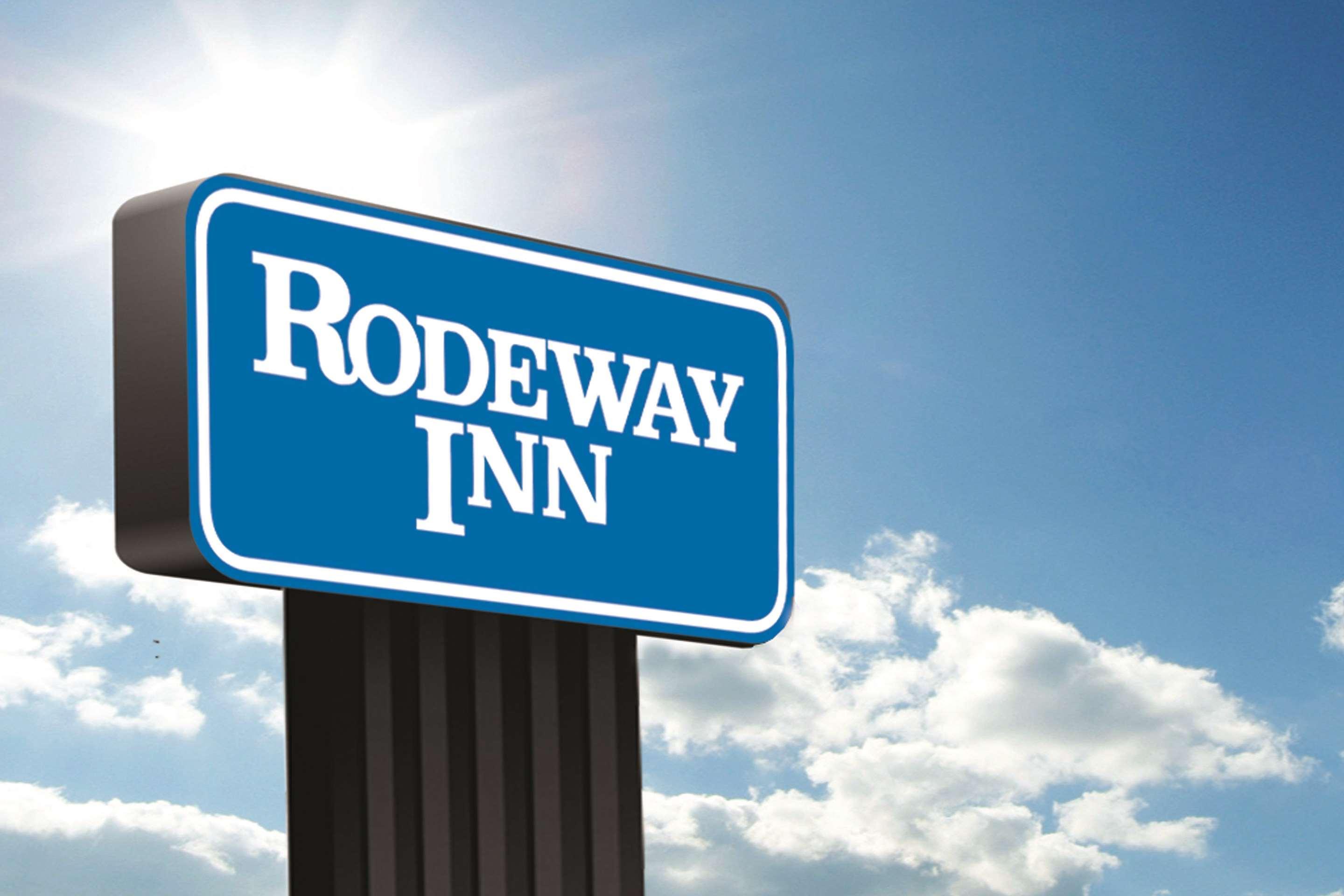 Quality Inn Лоутън Екстериор снимка