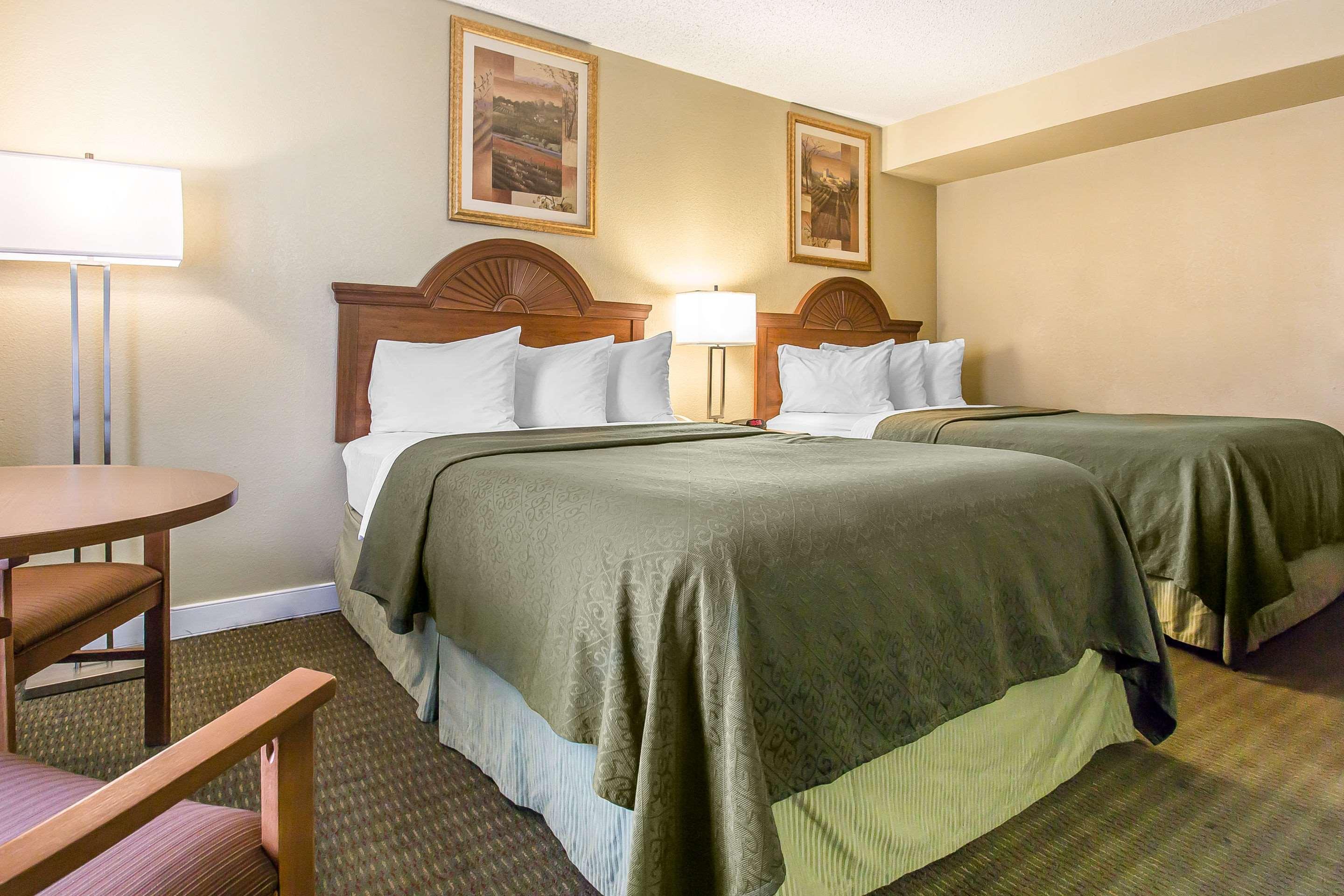 Quality Inn Лоутън Екстериор снимка