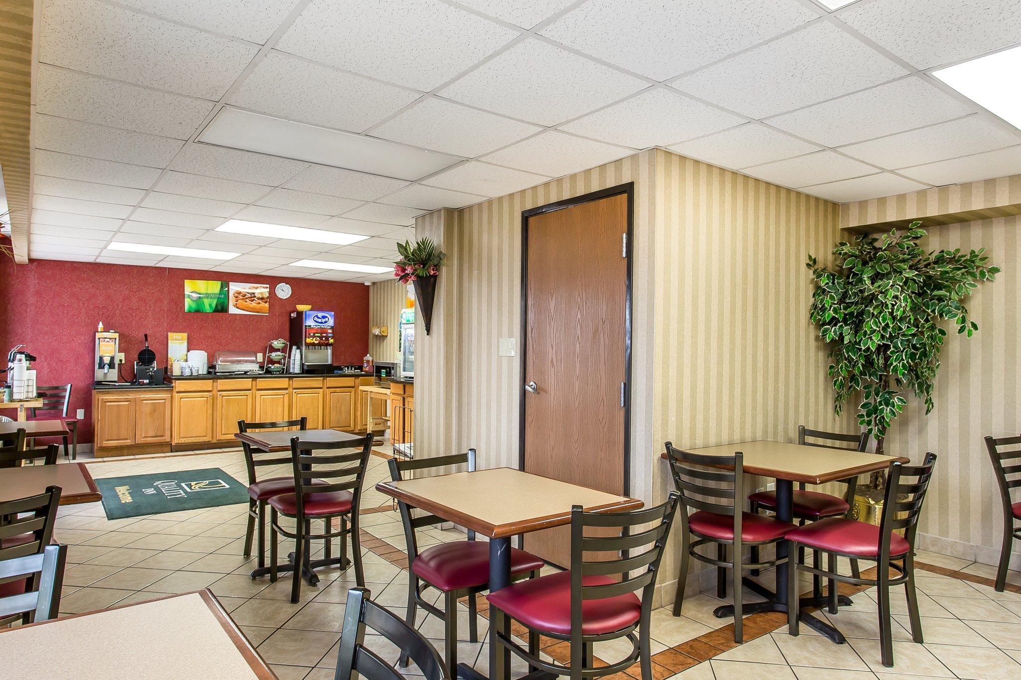 Quality Inn Лоутън Екстериор снимка