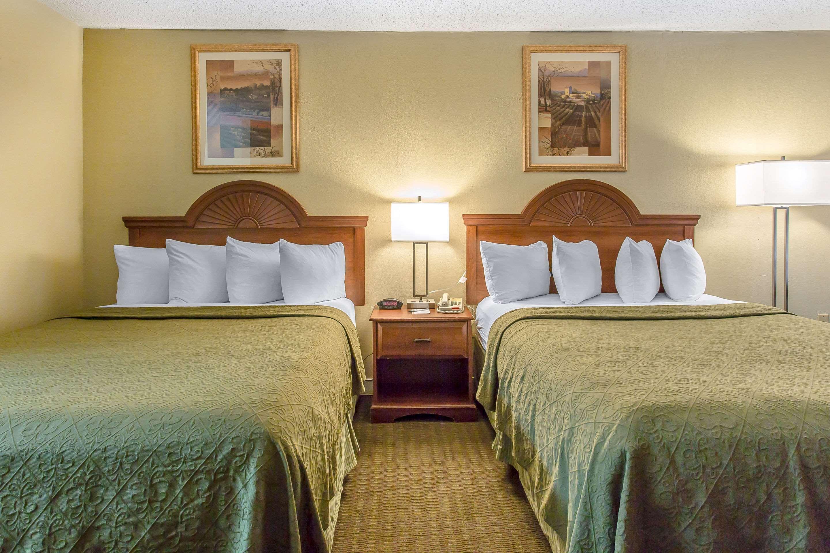 Quality Inn Лоутън Екстериор снимка