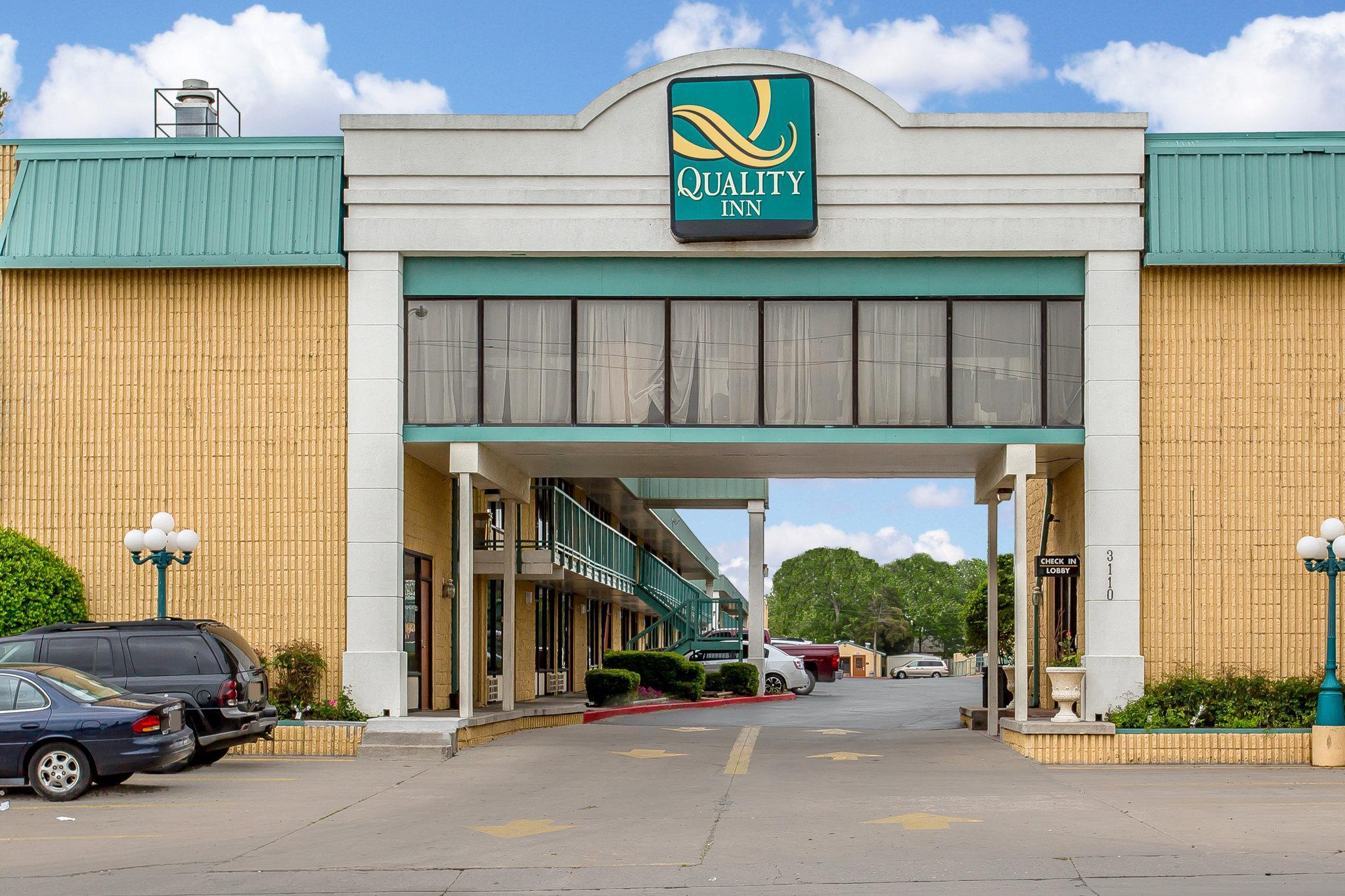 Quality Inn Лоутън Екстериор снимка